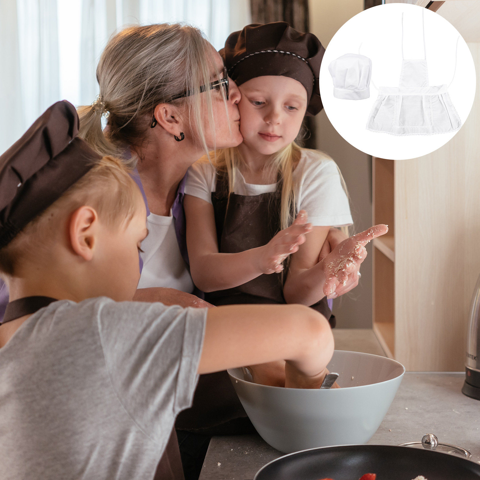 Kitchen Kids Baking Set - 1 Set Topi Koki Anak dan